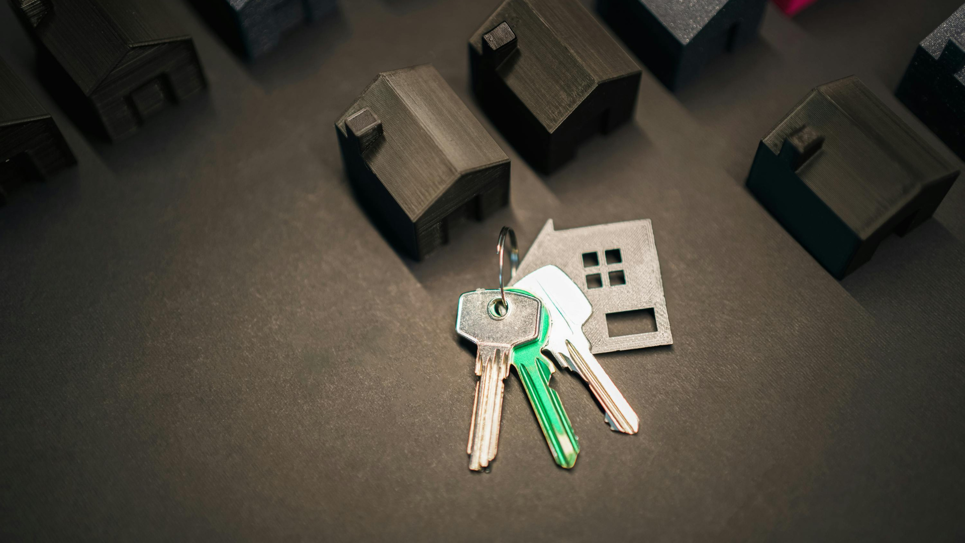 Ads of Real Estate: 12 Examples That Convert in 2026