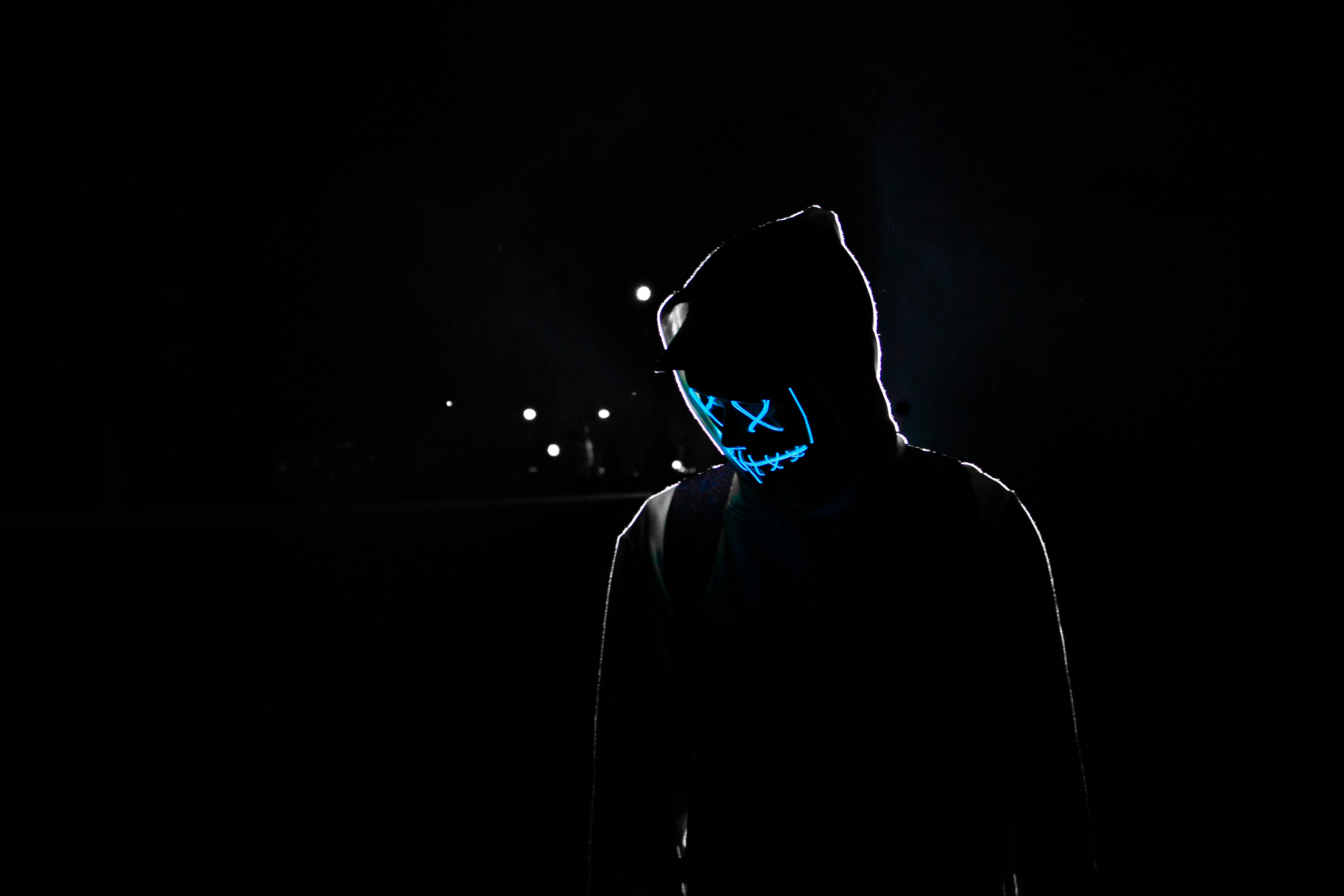 Faceless Digital Marketing: The Complete Guide to Building a Content Business Without Showing Your Face