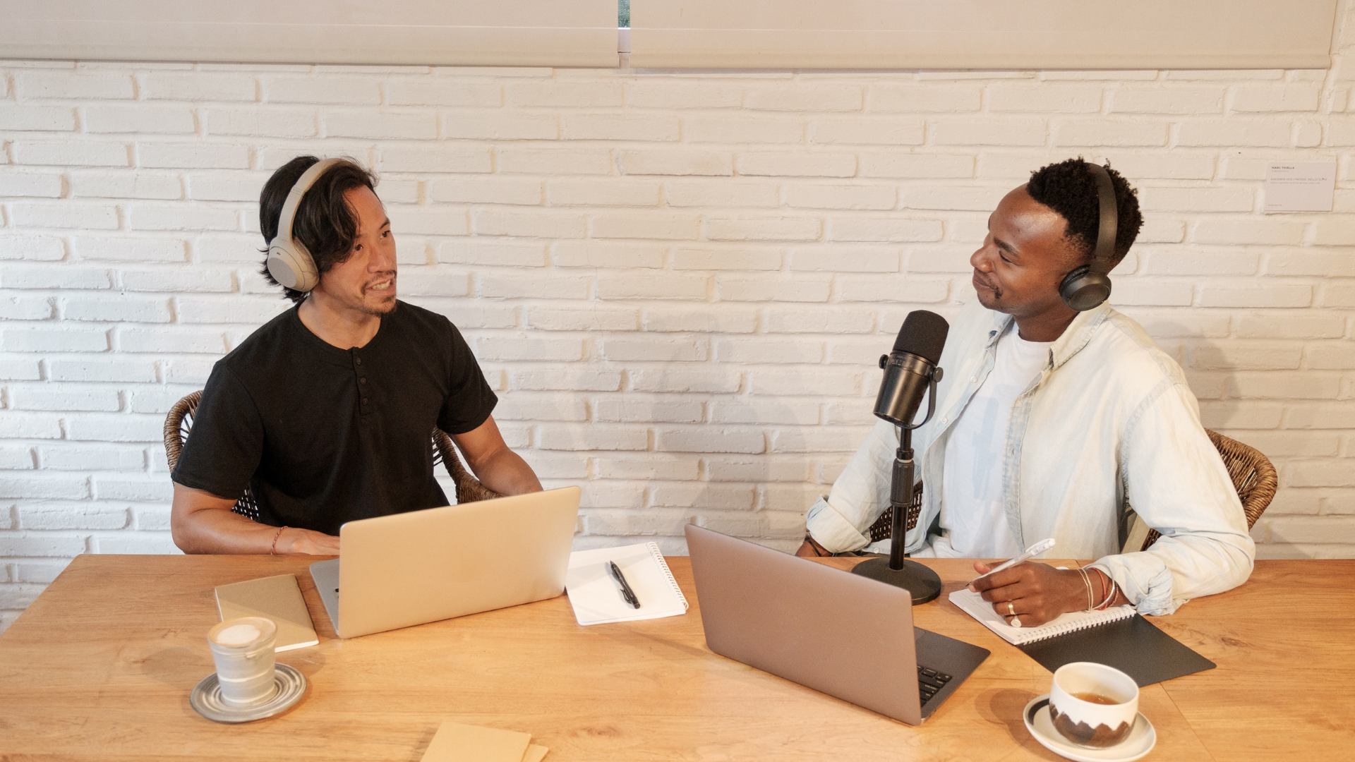 How to Monetize a Podcast With Sponsors: A 7 Step Guide